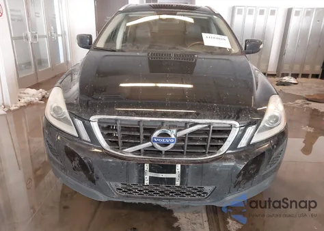 2012 Volvo Xc60 T6/T6 Platinum/T6 Premier Plus/T6 R-Design/T6 R-Design Platinum/T6 R-Design Premier Plus z USA, uszkodzony, nr VIN YV4902DZXC2305846